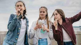 Personal Finance gap grows as teenagers ask parents for more money talks